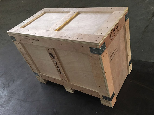 不銹鋼工業(yè)用容器